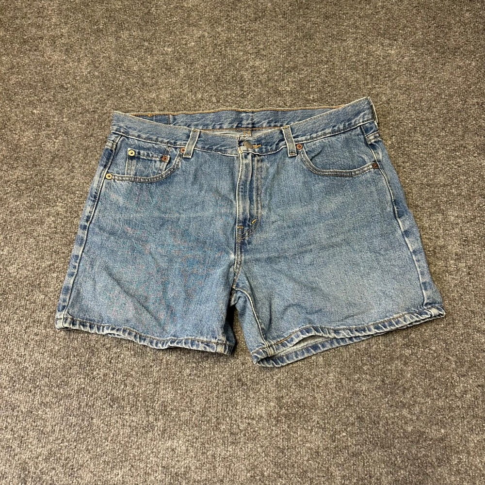 Levi's Jean Shorts Womens Size 14 Blue Denim Casual Classic Five Pocket Wash
